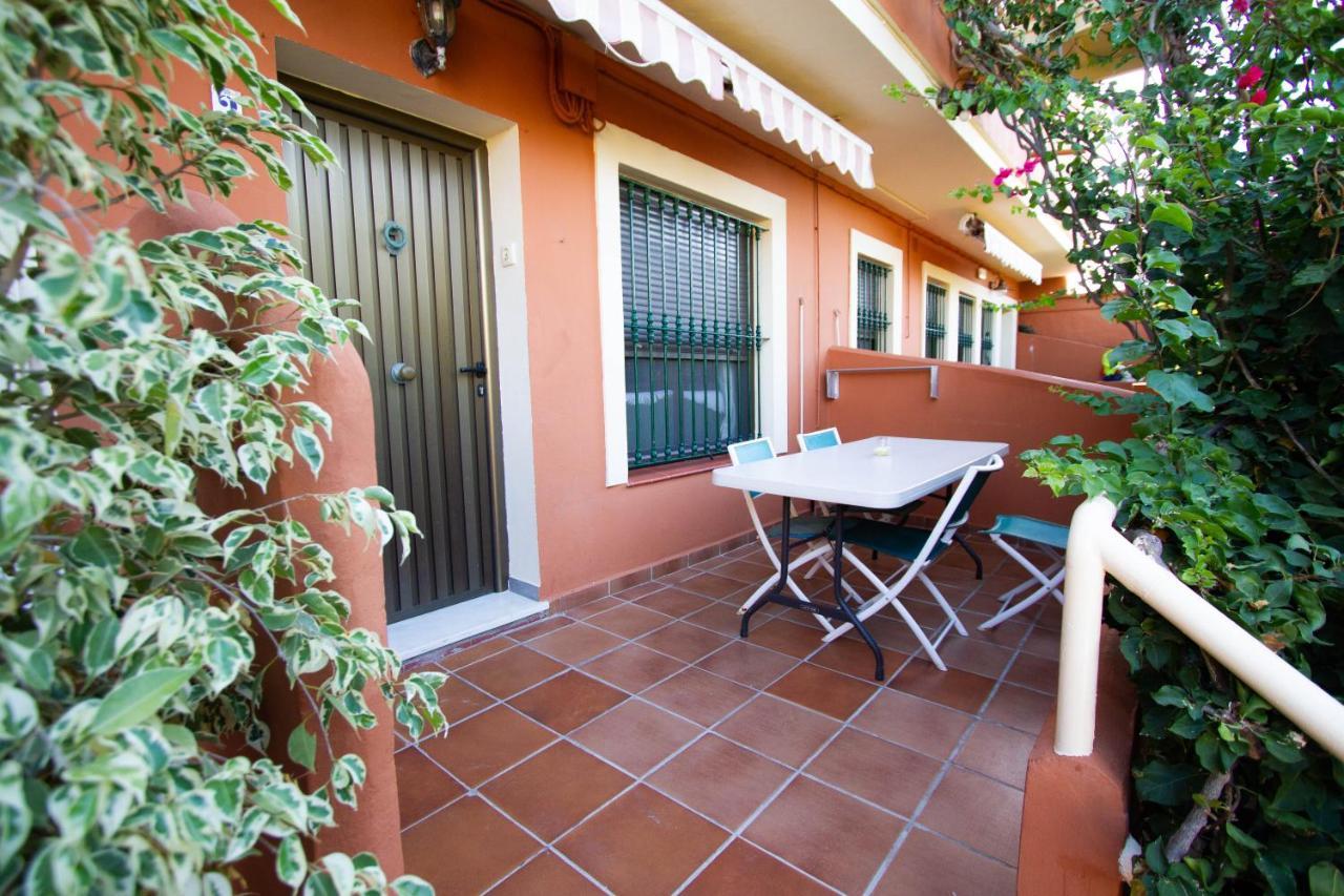 Apartamentos Turisticos Trajano Bolonia Bagian luar foto