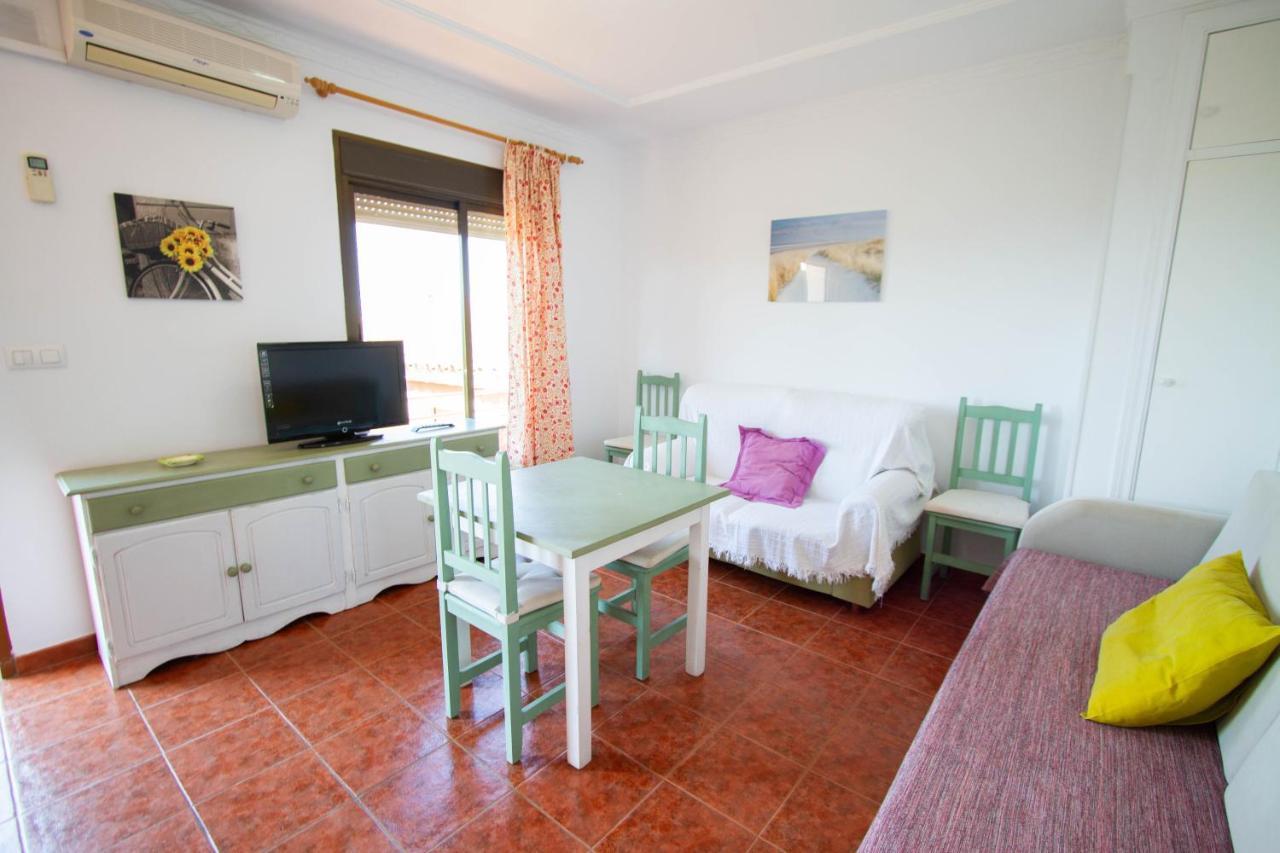 Apartamentos Turisticos Trajano Bolonia Bagian luar foto