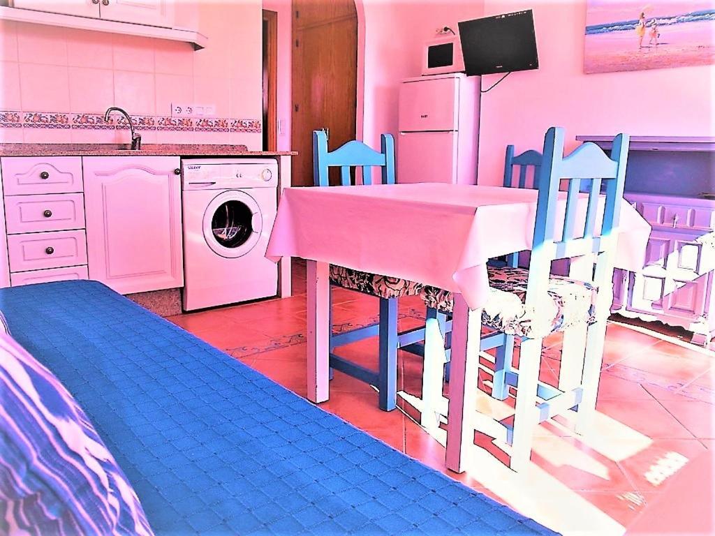Apartamentos Turisticos Trajano Bolonia Bagian luar foto