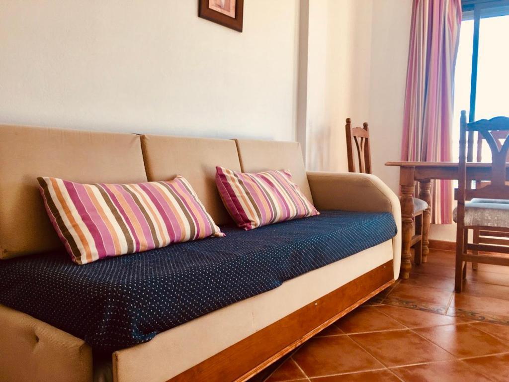 Apartamentos Turisticos Trajano Bolonia Bagian luar foto